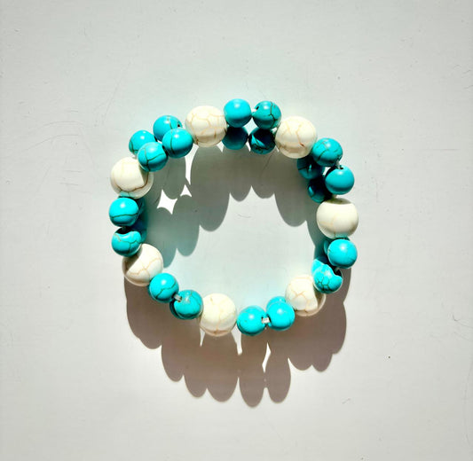 Turquoise and White Howlite Bracelet